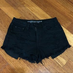 American Eagle black stretch jean shorts || size 4